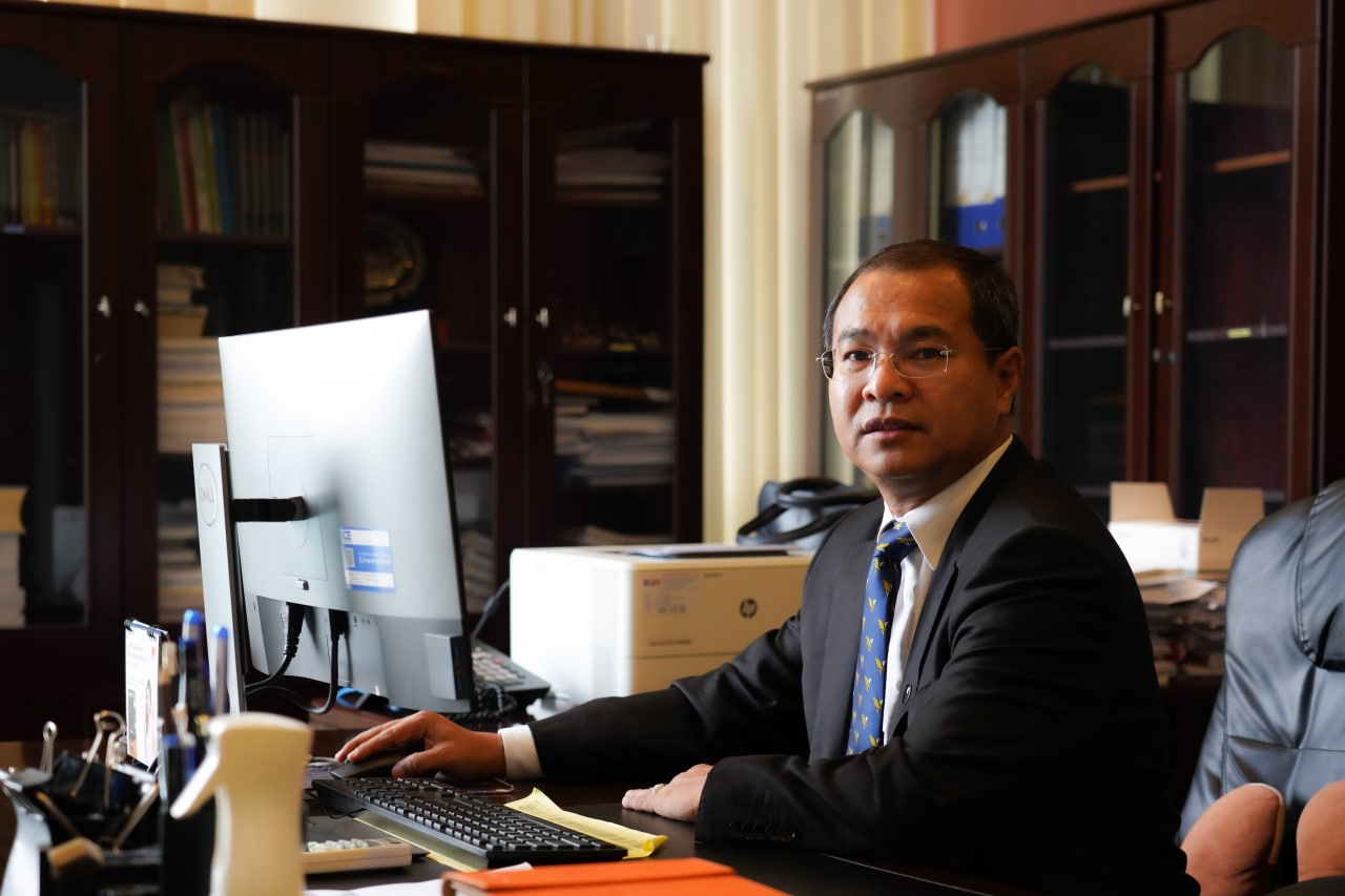 Leader Talks: Dr. Prom Visoth on leading Cambodia’s most popular brokerage firm ACLEDA Securities