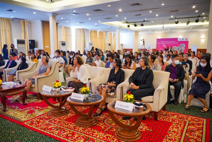 Cambodian women entrepreneurs graduate with new business skills