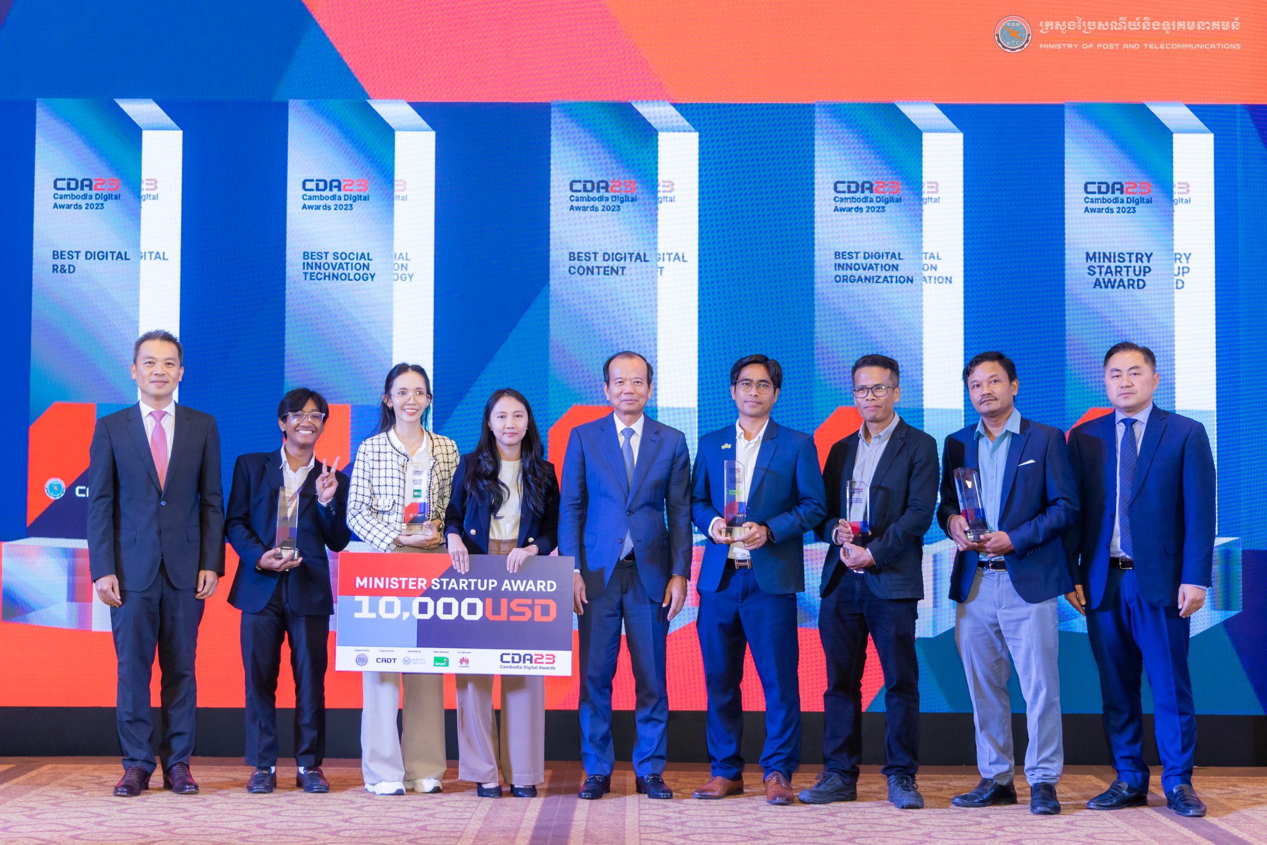 Cambodia Digital and Women in Tech Awards: Pioneers in Digital Innovation Recognized