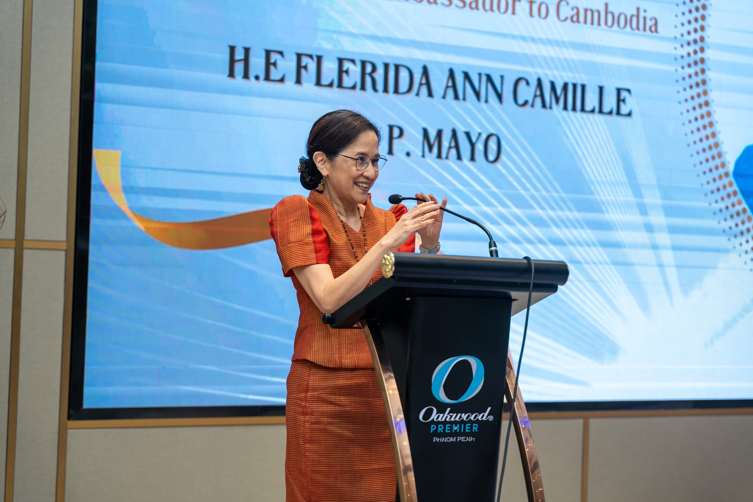 Philippine Ambassador Mayo Highlights Economic Opportunities at PhilCham Cambodia’s “Mabuhay Night: Meet the Ambassador” Event