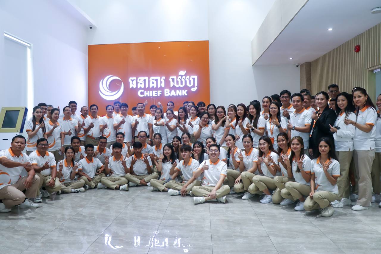 Chief Bank Awards Scholarships to Employees for University Education, Strengthening Community Development