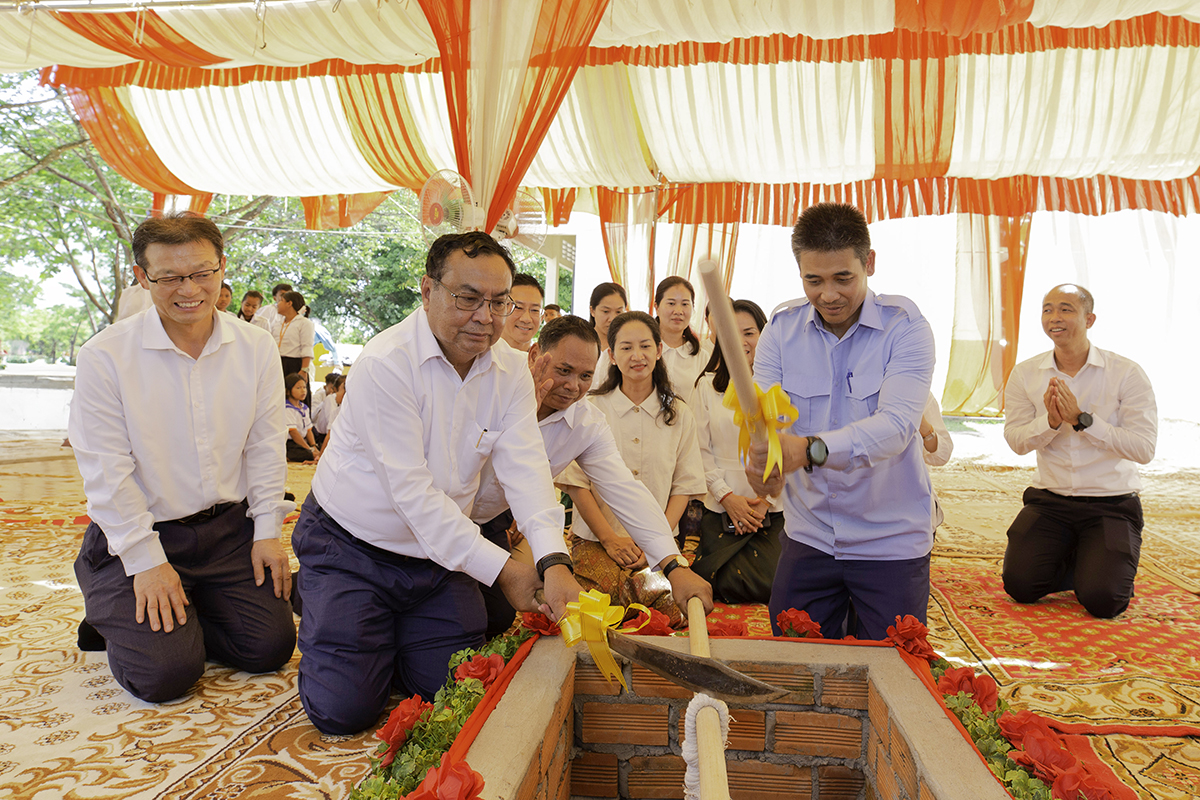 KB PRASAC Bank Holds Groundbreaking Ceremony for a Kindergarten Building Initiated by the National Bank of Cambodia