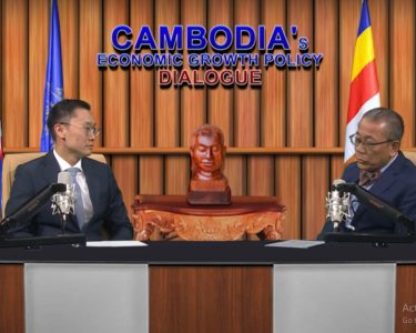 Dr. Sok Siphana, Senior Advisor to the Royal Government of Cambodia, and Derek Yip, Australian Ambassador to Cambodia.