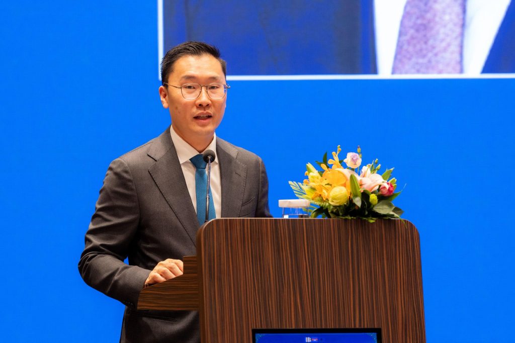 H.E. Derek Yip, Australian Ambassador to Cambodia