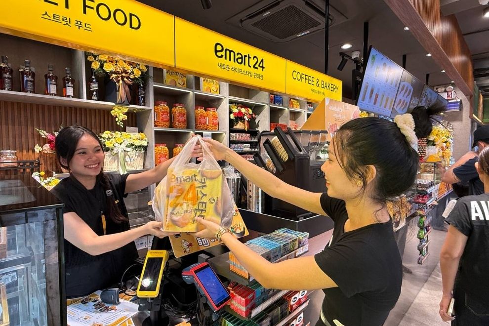 South Korea’s emart24 Expands To Seventh Store In Phnom Penh, Eyes 20 Branches By 2025