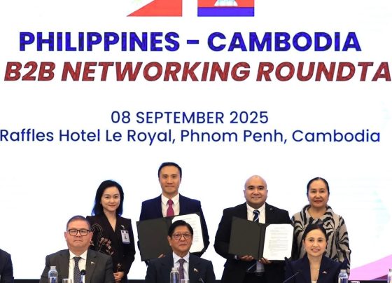 Thierry Tea and Dr. Raymond Guico with Philippine President Marcos