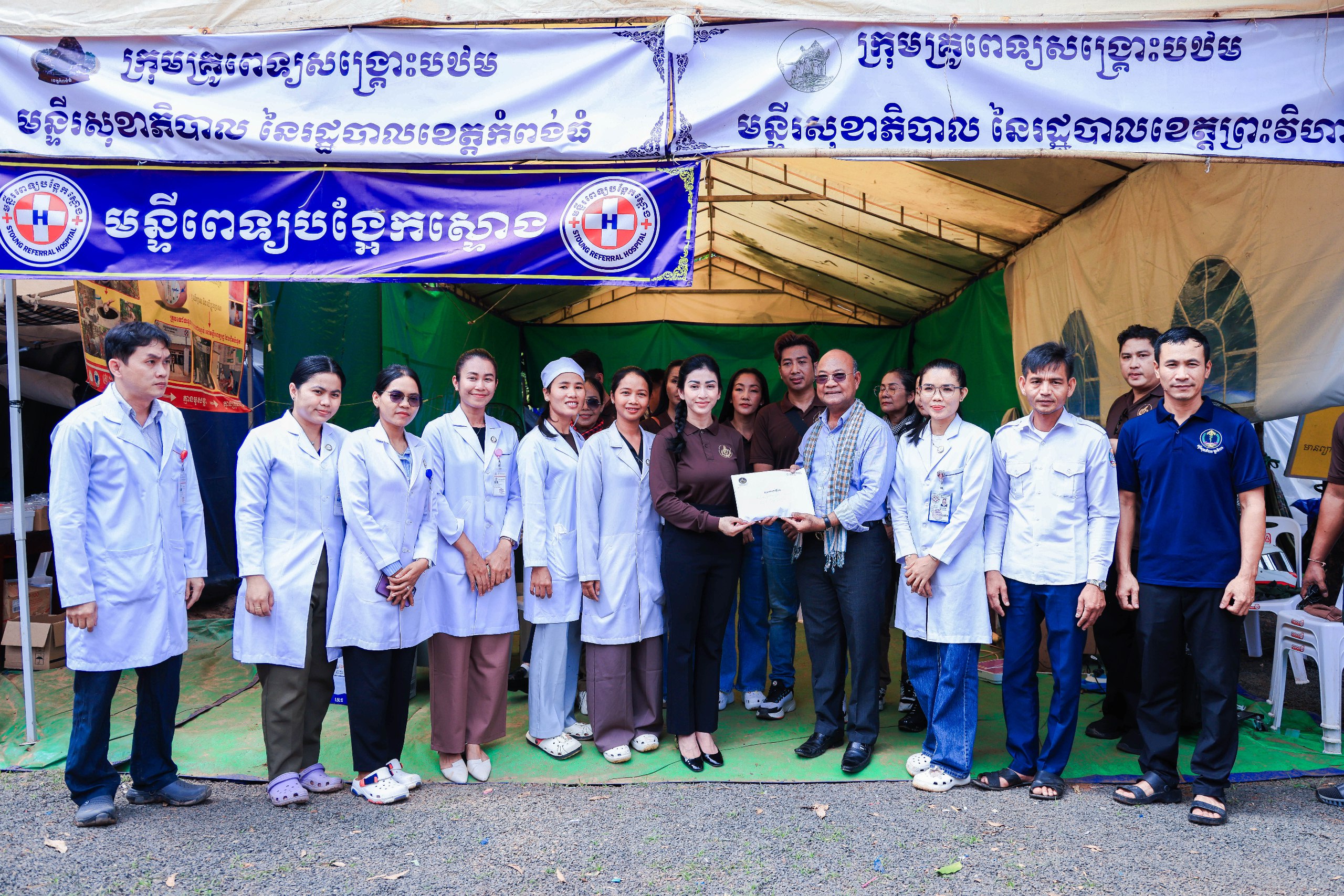 Within One Month Alone, Wing Bank, Royal Group, and Khmer Artist Association Delivered Vital Aid to Over 2,000 Families Affected by Border Conflict