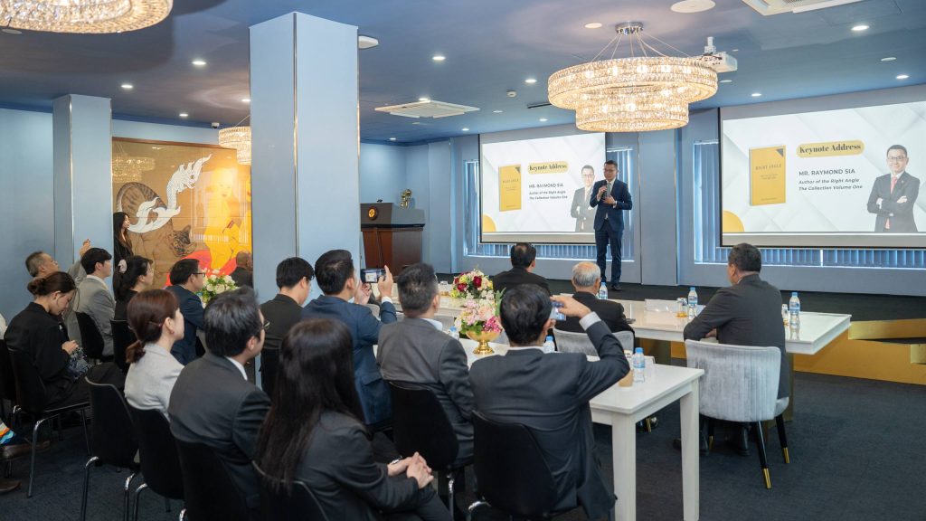 ChatGPT said: Raymond Sia, Managing Director of Canadia Financial Group, at the launch of Right Angle: The Collection Volume One on December 8 at CamEd Business School in Phnom Penh, where he presented practical, real-world perspectives on banking, currencies and economic trends in Cambodia and the wider region.
