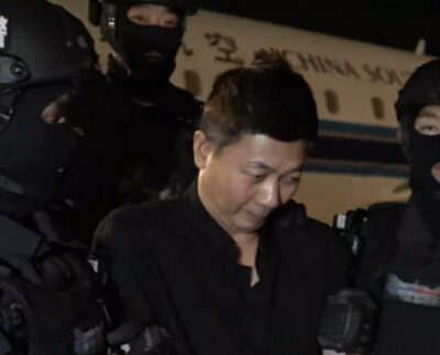 China's Ministry of Public Security (MPS) successfully escorted Liu Ren - a key figure in the Chen Zhi criminal gang - back to China from Phnom Penh, Cambodia, according to the MPS on Wednesday via its official WeChat account.