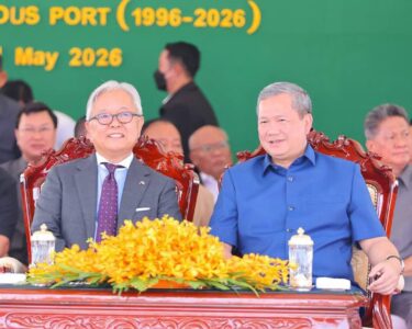 Prime Minister Hun Manet (R) and outgoing Japanese Ambassador to Cambodia Ueno Atsushi (L) attend the 30th anniversary of Japan’s cooperation with the Sihanoukville Autonomous Port. Photo: Ministry of Public Works and Transport