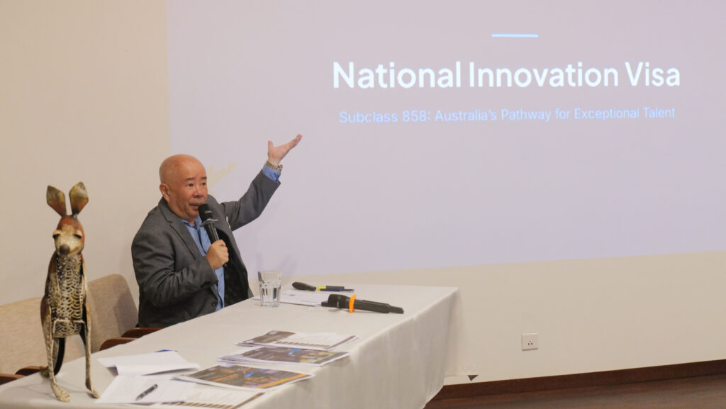 Raz, Managing Director of Australian Investment Asia–Queensland (AIA-QLD).